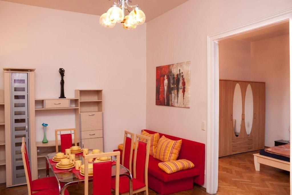 Raisa Apartments Fünkhgasse Pressbaum Exterior foto